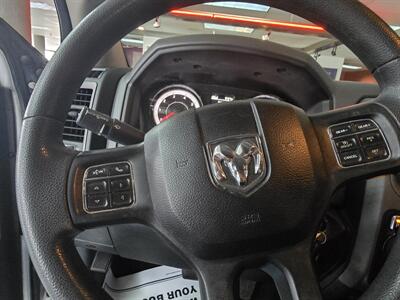 2018 RAM 1500 Express   - Photo 27 - Hamilton, OH 45015
