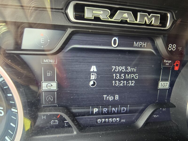 2019 RAM 1500 Laramie CREW CAB 4X4 - Photo 30 - Hamilton, OH 45015