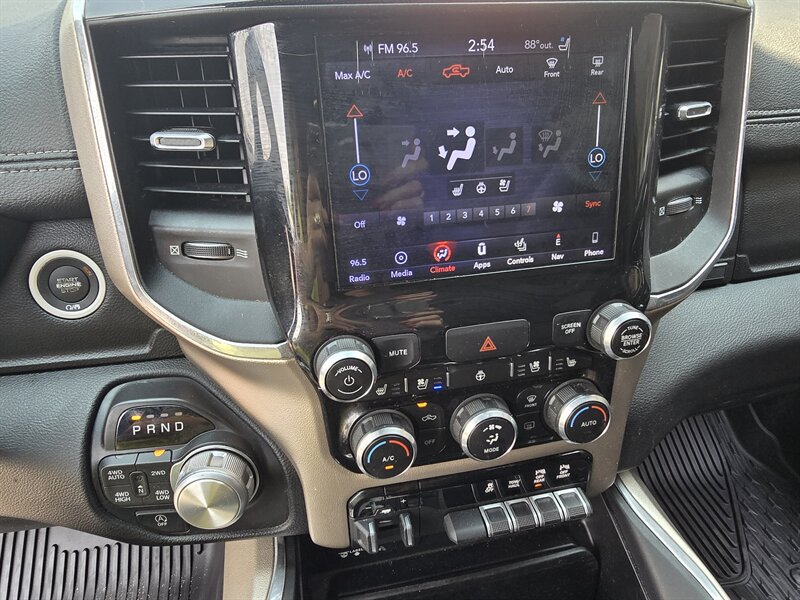 2019 RAM 1500 Laramie CREW CAB 4X4 - Photo 27 - Hamilton, OH 45015