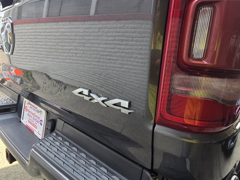 2019 RAM 1500 Laramie CREW CAB 4X4 - Photo 37 - Hamilton, OH 45015