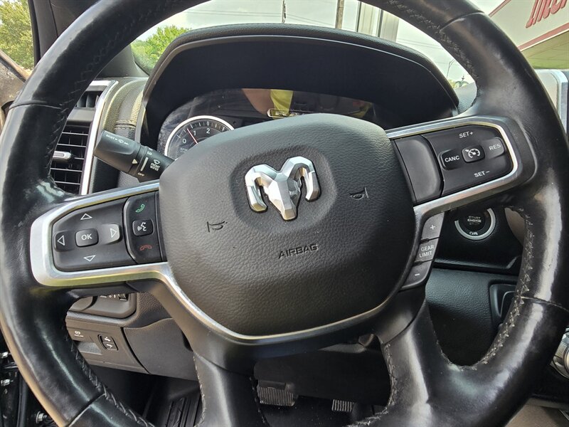 2019 RAM 1500 Laramie CREW CAB 4X4 - Photo 29 - Hamilton, OH 45015