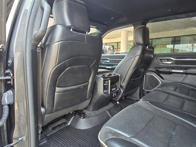 2019 RAM 1500 Laramie CREW CAB 4X4 - Photo 13 - Hamilton, OH 45015