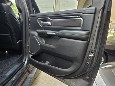 2019 RAM 1500 Laramie CREW CAB 4X4 - Photo 18 - Hamilton, OH 45015