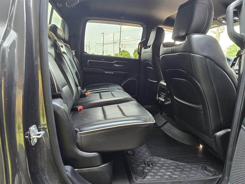2019 RAM 1500 Laramie CREW CAB 4X4 - Photo 19 - Hamilton, OH 45015