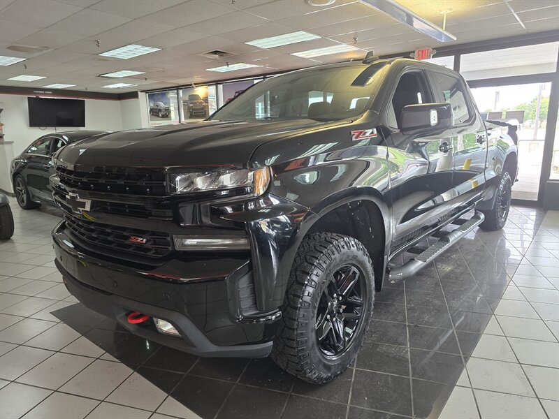 2020 Chevrolet Silverado 1500 LT Trail Boss 4DR CREW CAB 4X4/Z71  