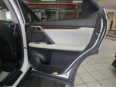 2017 Lexus RX Base 4DR SUV AWD - Photo 17 - Hamilton, OH 45015