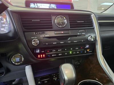 2017 Lexus RX Base 4DR SUV AWD - Photo 30 - Hamilton, OH 45015