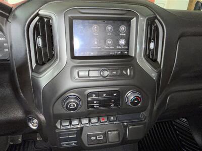 2025 Chevrolet Silverado 1500 Custom 4DR CREW CAB 4X4   - Photo 14 - Hamilton, OH 45015