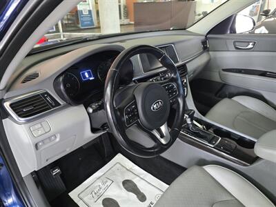 2018 Kia Optima EX 4DR SEDAN   - Photo 13 - Hamilton, OH 45015