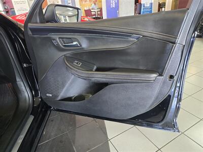 2017 Chevrolet Impala Premier 4DR SEDAN   - Photo 12 - Hamilton, OH 45015