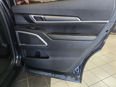 2022 Kia Telluride LX 4dr SUV   - Photo 16 - Hamilton, OH 45015