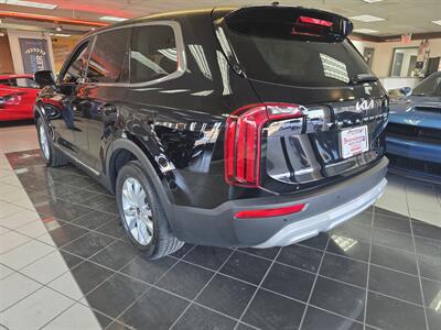 2022 Kia Telluride LX 4dr SUV   - Photo 6 - Hamilton, OH 45015