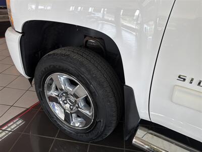 2013 Chevrolet Silverado 1500 LTZ   - Photo 30 - Hamilton, OH 45015