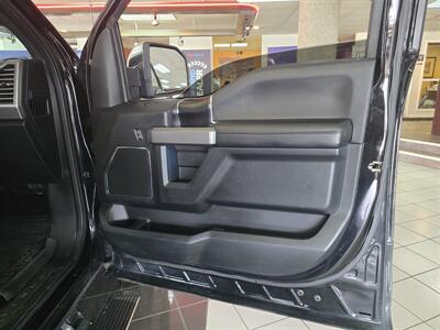 2020 Ford F-150 Platinum SUPER CREW 4X4   - Photo 13 - Hamilton, OH 45015