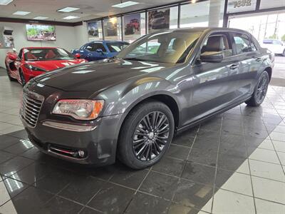 2013 Chrysler 300 Series   - Photo 1 - Hamilton, OH 45015