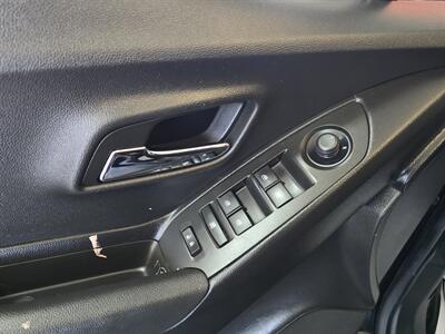 2015 Chevrolet Trax LS 4DR CROSSOVER   - Photo 17 - Hamilton, OH 45015