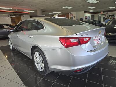 2017 Chevrolet Malibu LT 4DR SEDAN   - Photo 5 - Hamilton, OH 45015