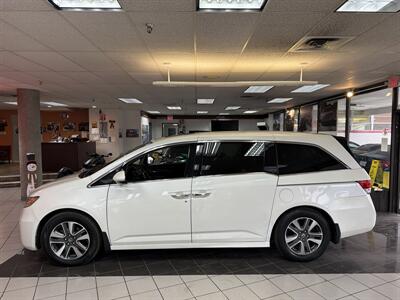 2014 Honda Odyssey Touring Elite 4DR MINI-VAN   - Photo 2 - Hamilton, OH 45015