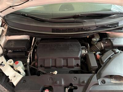 2014 Honda Odyssey Touring Elite 4DR MINI-VAN   - Photo 40 - Hamilton, OH 45015