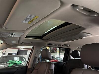 2014 Honda Odyssey Touring Elite 4DR MINI-VAN   - Photo 22 - Hamilton, OH 45015
