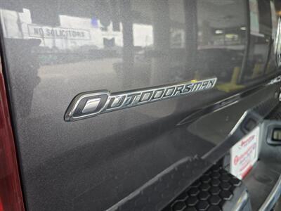 2016 RAM 1500 Outdoorsman 4DR CREW CAB 4X4/V8 - Photo 33 - Hamilton, OH 45015