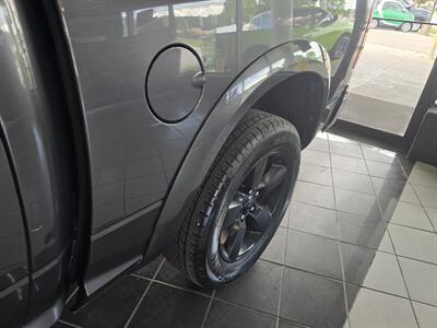 2016 RAM 1500 Outdoorsman 4DR CREW CAB 4X4/V8 - Photo 37 - Hamilton, OH 45015