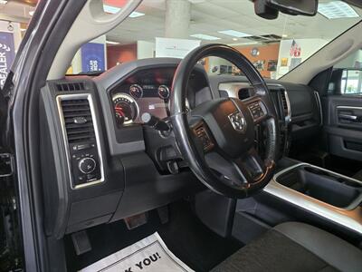 2016 RAM 1500 Outdoorsman 4DR CREW CAB 4X4/V8 - Photo 9 - Hamilton, OH 45015