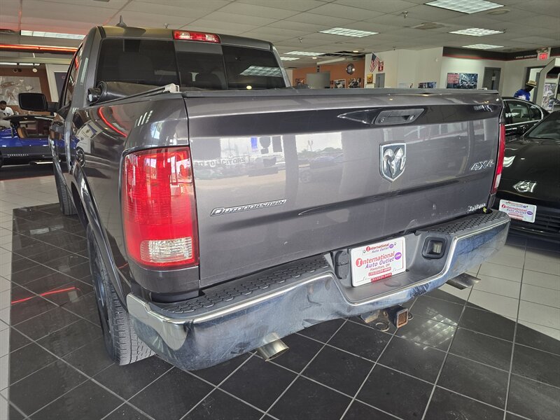 2016 RAM 1500 Outdoorsman 4DR CREW CAB 4X4/V8 - Photo 6 - Hamilton, OH 45015