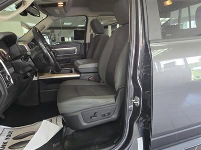 2016 RAM 1500 Outdoorsman 4DR CREW CAB 4X4/V8 - Photo 10 - Hamilton, OH 45015