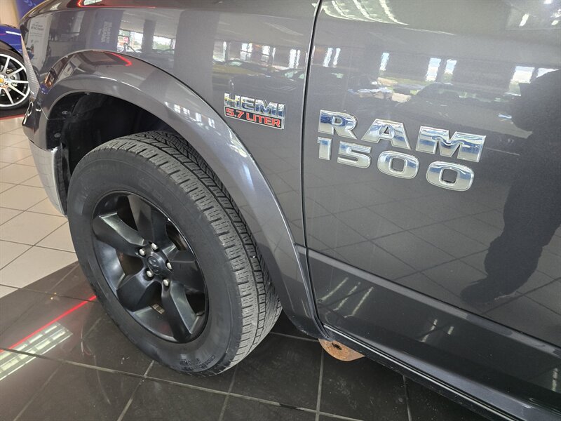 2016 RAM 1500 Outdoorsman 4DR CREW CAB 4X4/V8 - Photo 38 - Hamilton, OH 45015