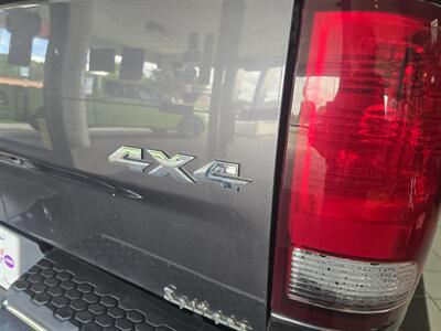 2016 RAM 1500 Outdoorsman 4DR CREW CAB 4X4/V8 - Photo 35 - Hamilton, OH 45015