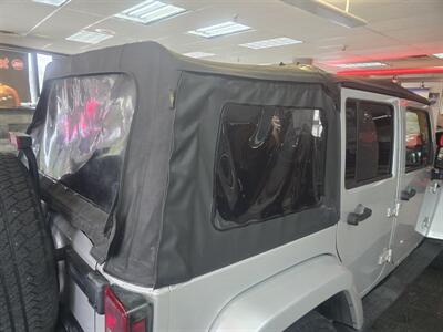 2007 Jeep Wrangler Sahara 4DR SUV 4X4   - Photo 29 - Hamilton, OH 45015