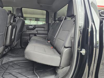 2019 Chevrolet Silverado 1500 LT-CREW CAB-4X4   - Photo 11 - Hamilton, OH 45015