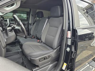 2019 Chevrolet Silverado 1500 LT-CREW CAB-4X4   - Photo 8 - Hamilton, OH 45015