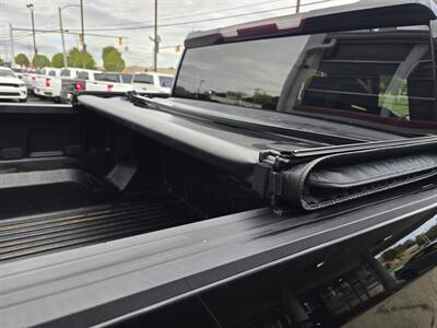 2019 Chevrolet Silverado 1500 LT-CREW CAB-4X4   - Photo 22 - Hamilton, OH 45015