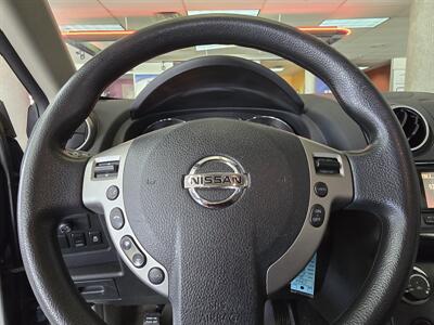 2015 Nissan Rogue SELECT S 4DR SUV AWD   - Photo 22 - Hamilton, OH 45015
