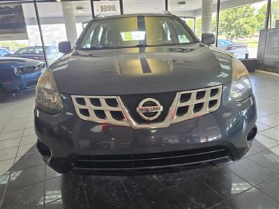 2015 Nissan Rogue SELECT S 4DR SUV AWD   - Photo 2 - Hamilton, OH 45015