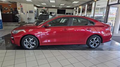 2019 Kia Forte LXS 4DR SEDAN - Photo 2 - Hamilton, OH 45015