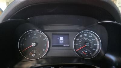 2019 Kia Forte LXS 4DR SEDAN - Photo 12 - Hamilton, OH 45015