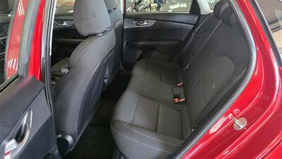 2019 Kia Forte LXS 4DR SEDAN - Photo 19 - Hamilton, OH 45015