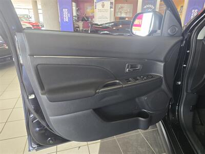2023 Mitsubishi Outlander Sport SV 4DR SUV AWD   - Photo 7 - Hamilton, OH 45015