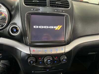 2015 Dodge Journey Limited   - Photo 12 - Hamilton, OH 45015