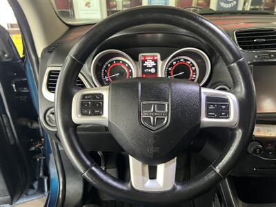 2015 Dodge Journey Limited   - Photo 11 - Hamilton, OH 45015
