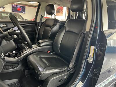2015 Dodge Journey Limited   - Photo 7 - Hamilton, OH 45015