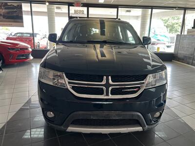 2015 Dodge Journey Limited   - Photo 2 - Hamilton, OH 45015