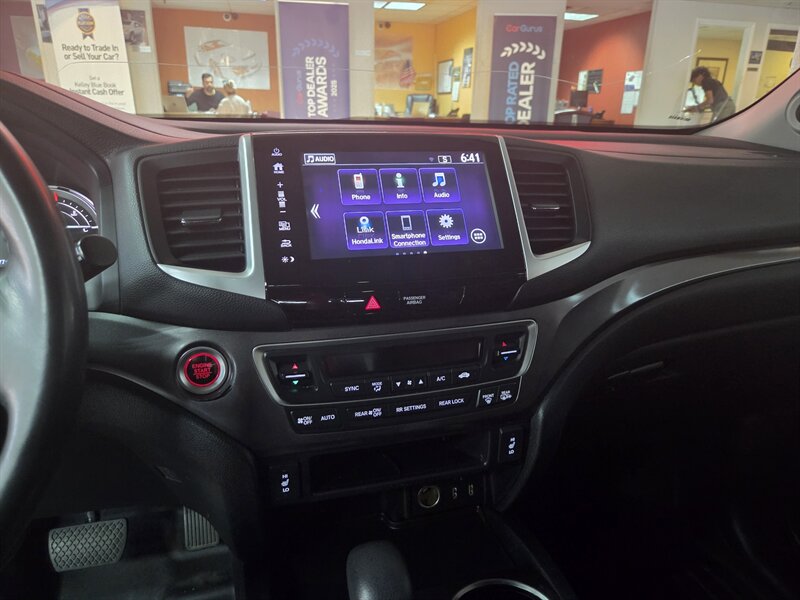 2017 Honda Pilot EX-L - Photo 32 - Hamilton, OH 45015