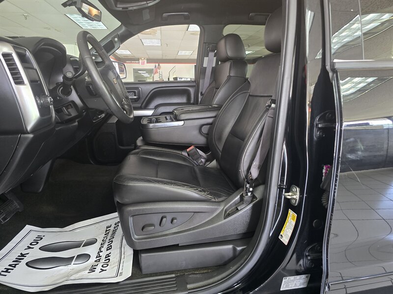 2015 Chevrolet Silverado 1500 LT- 4DR CREW CAB - Photo 9 - Hamilton, OH 45015