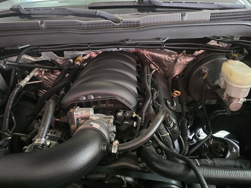 2015 Chevrolet Silverado 1500 LT- 4DR CREW CAB - Photo 28 - Hamilton, OH 45015