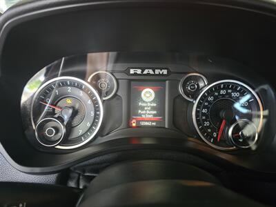 2019 RAM 1500 Big Horn/CREW CAB/4X4   - Photo 26 - Hamilton, OH 45015