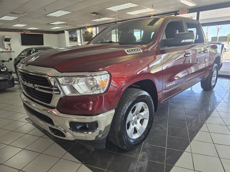 2019 RAM 1500 Big Horn/CREW CAB/4X4 - Photo 1 - Hamilton, OH 45015
